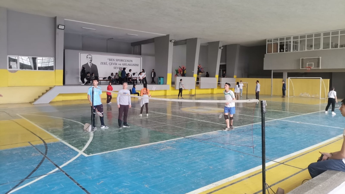 Okulumuzda Badminton Turnuvası
